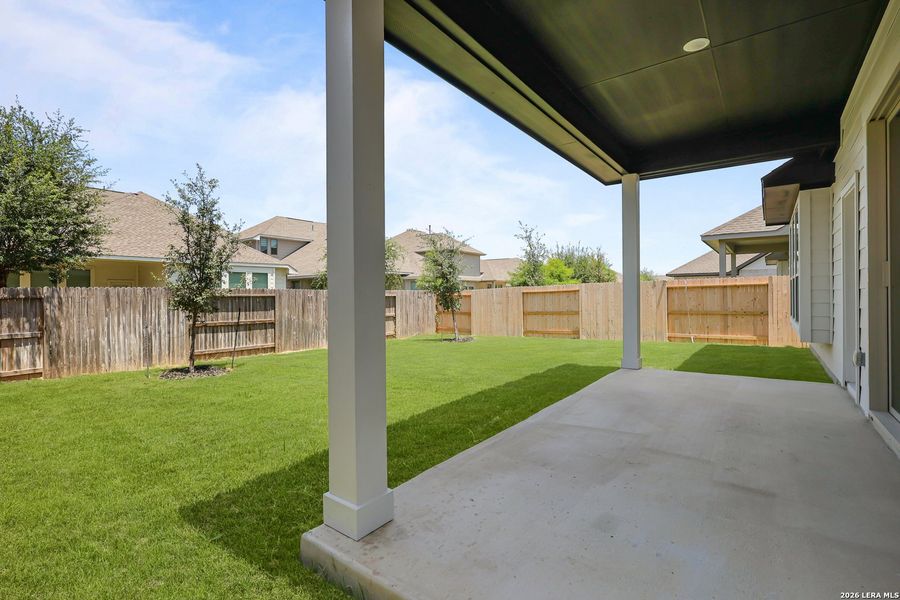 Exterior details and patio area of a home in Stillwater Ranch, San Antonio (Image 3).