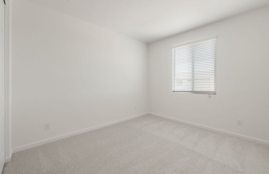 Spacious, unfurnished interior of a new home in Soleo, San Tan Valley (Image 17).