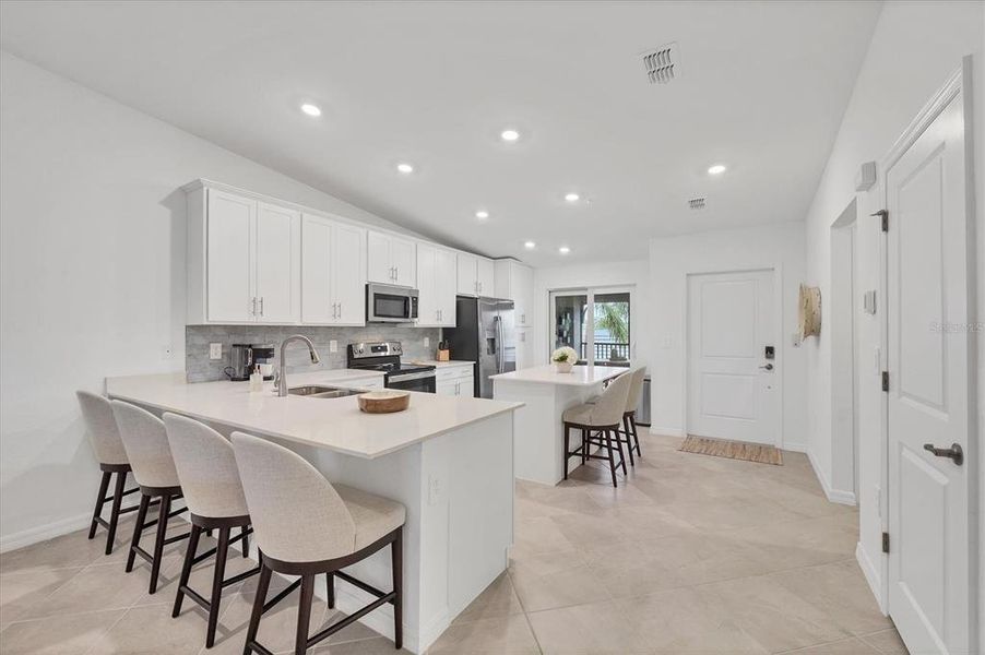 Furnished interior view inside a new home in , Venice (Image 5).