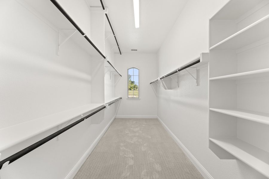 Representative unfurnished interior of a home built from the Hadley by Windsor Homes in Winding Creek, Rockwall (Image 26).