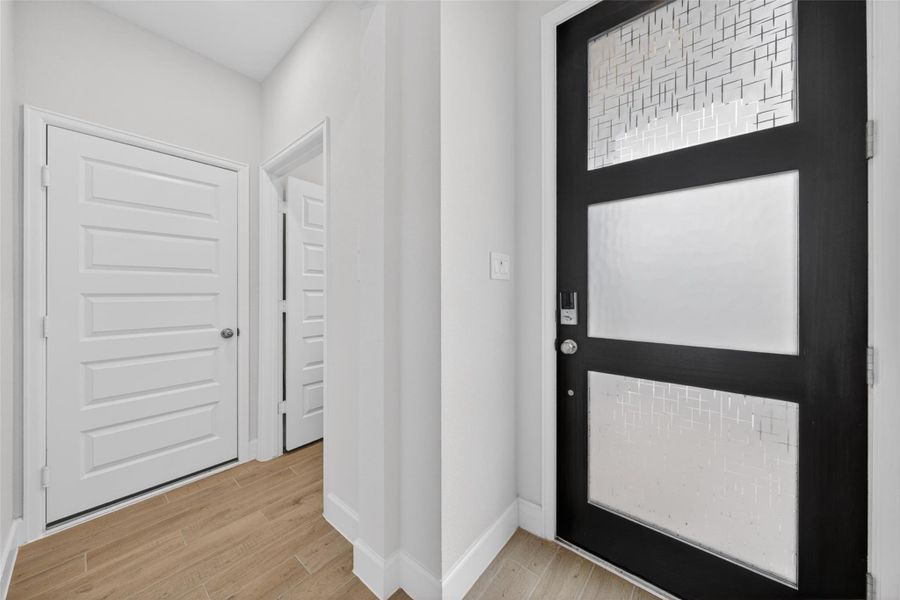 Spacious, unfurnished interior of a new home in Jordan Ranch, Fulshear (Image 21).