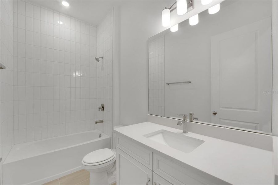 Furnished interior view inside a new home in Palms at Windermere, Windermere (Image 11).