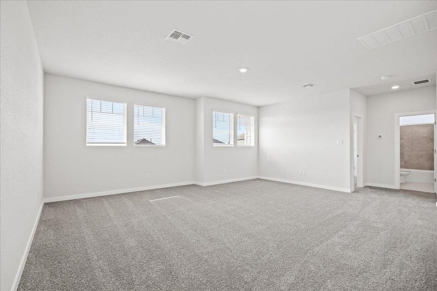 MOVE IN READY! MOVE IN READY!