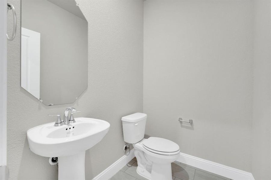 Furnished interior view inside a new home in Stonehaven, Seagoville (Image 10). Furnished interior view inside a new home in Stonehaven, Seagoville (Image 10).