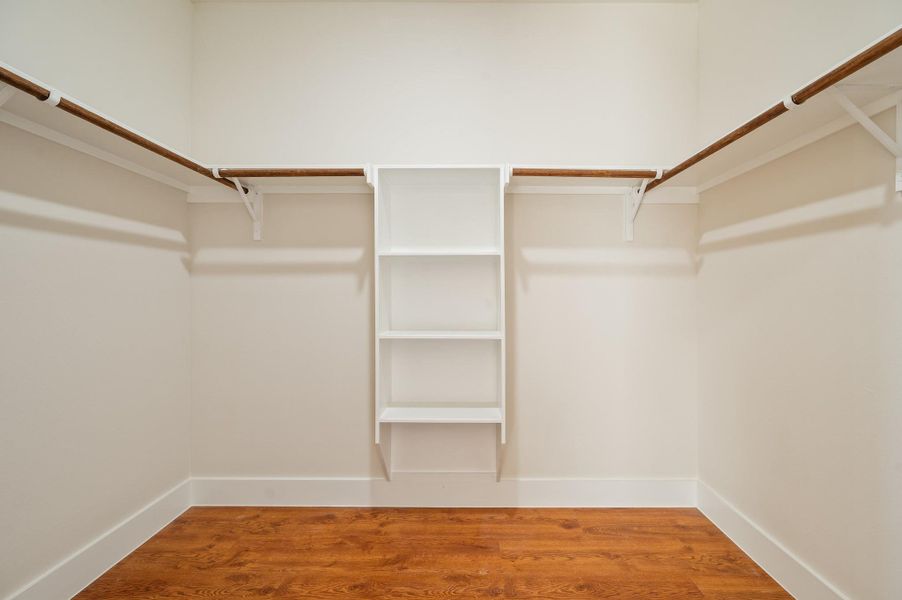 Spacious, unfurnished interior of a new home in Metro Village, Houston (Image 31).