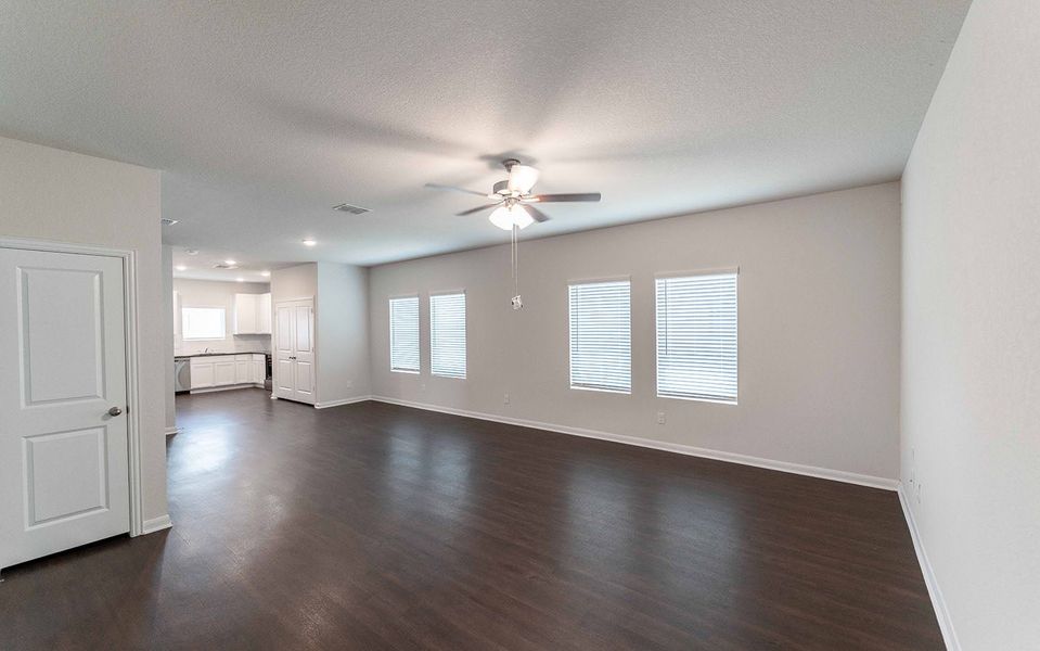 Spacious, unfurnished interior of a new home in Notting Hill, Converse (Image 18). Spacious, unfurnished interior of a new home in Notting Hill, Converse (Image 18).