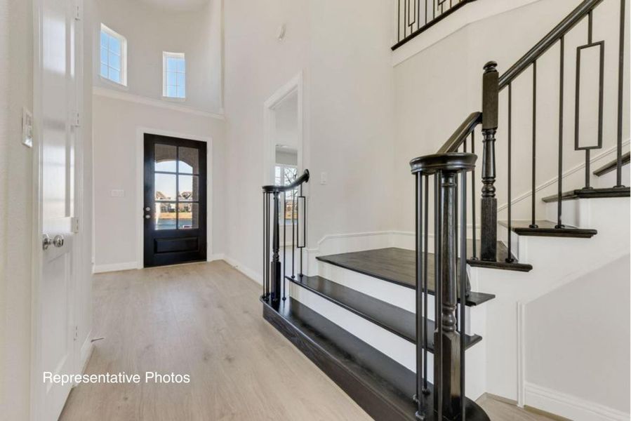 Image 10 of a home in Edgewater.