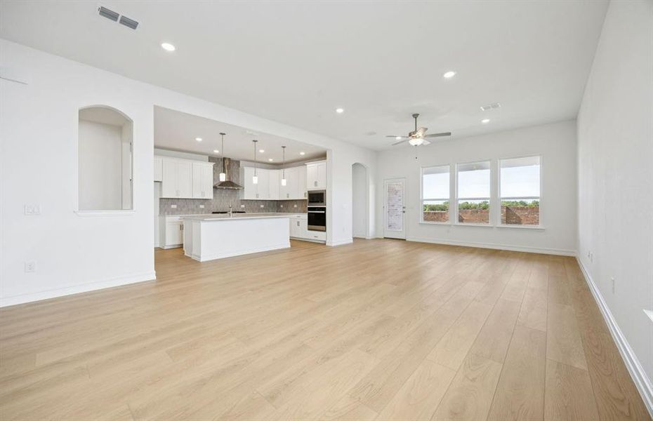 Light-filled game room providing additional living space Light-filled game room providing additional living space