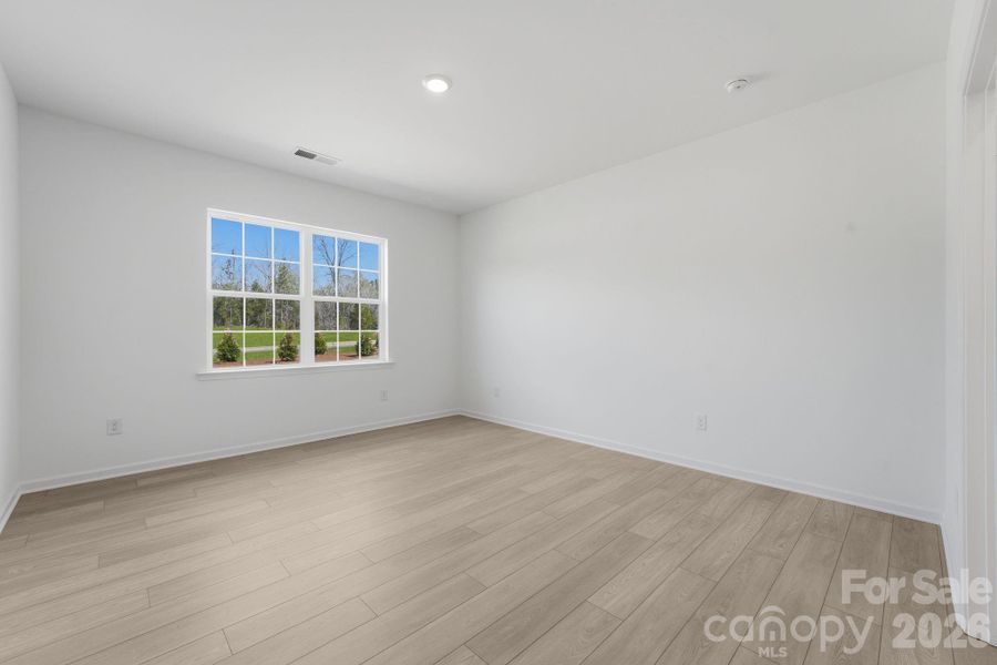 Spacious, unfurnished interior of a new home in Roselyn, Lancaster (Image 25).