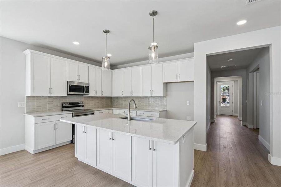 Furnished interior view inside a new home in Palm Coast Homes, Palm Coast (Image 4).