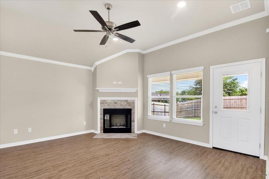 Spacious, unfurnished interior of a new home in , Robinson (Image 20).
