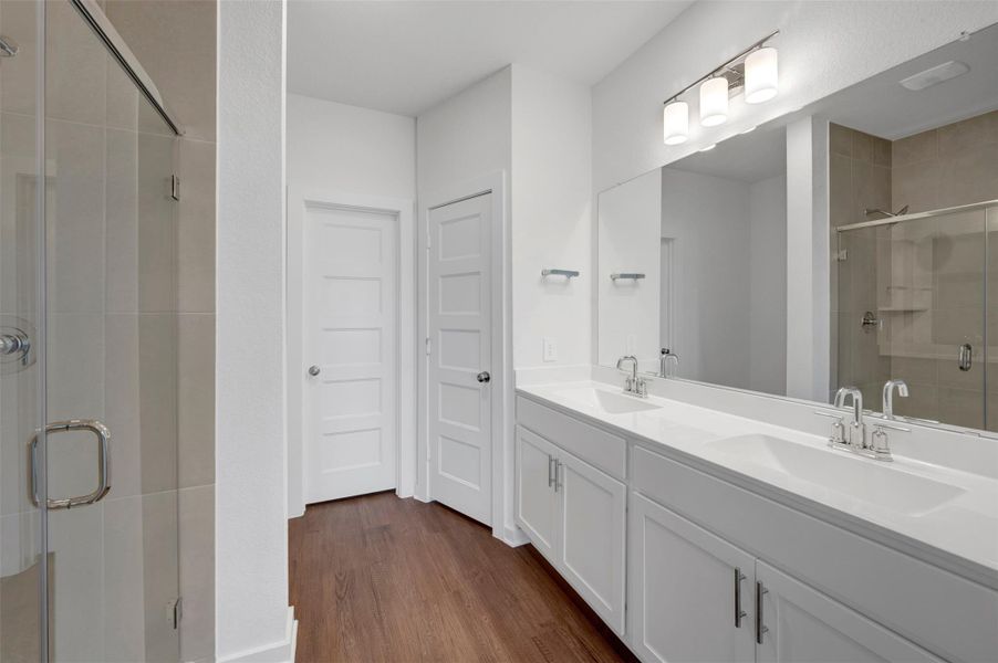 Furnished interior view inside a new home in Wildrye, Waller (Image 17).