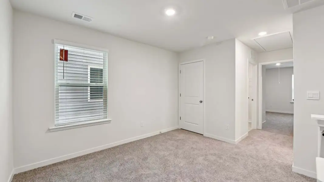 Spacious, unfurnished interior of a new home in Clark Creek Landing, Lincolnton (Image 19). Spacious, unfurnished interior of a new home in Clark Creek Landing, Lincolnton (Image 19).