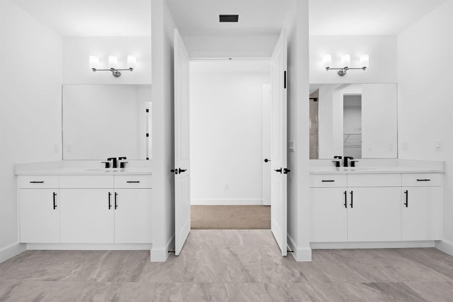 Furnished interior view inside a new home in Sienna, Pembroke Pines (Image 10).