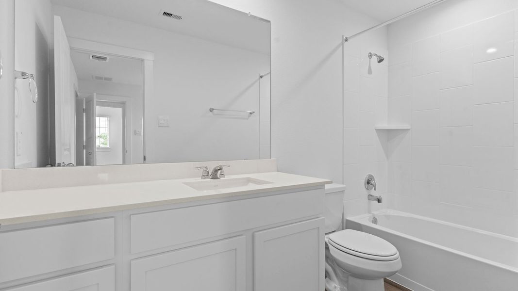 Furnished interior view inside a new home in Tamarron, Fulshear (Image 19). Furnished interior view inside a new home in Tamarron, Fulshear (Image 19).