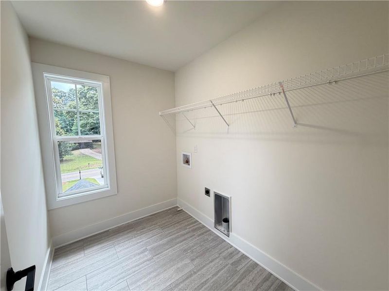 Spacious, unfurnished interior of a new home in , Jefferson (Image 40).