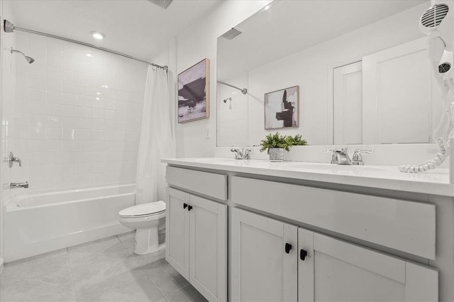 Furnished interior view inside a new home in , Kissimmee (Image 27). Furnished interior view inside a new home in , Kissimmee (Image 27).