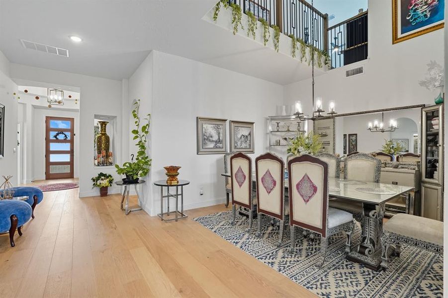 Furnished interior view inside a new home in Kreymer East, Wylie (Image 19).