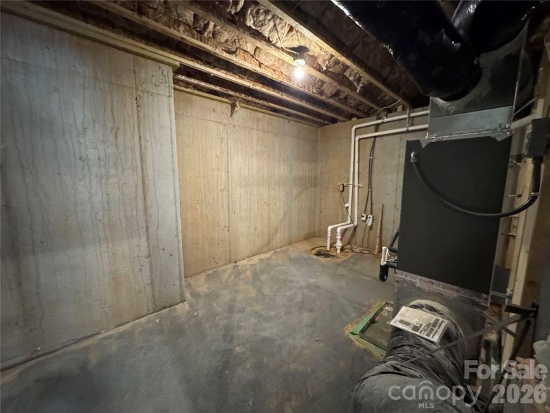 In-progress construction of a new home in Robinson Oaks, Gastonia, NC (Image 34).