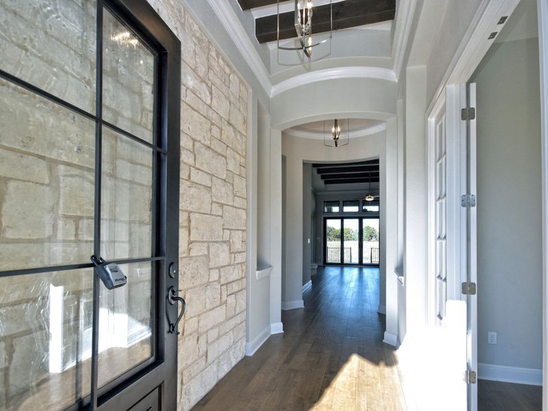 Representative unfurnished interior of a home built from the San Simeon I by Giddens Homes in Clearwater Ranch, Liberty Hill (Image 465).