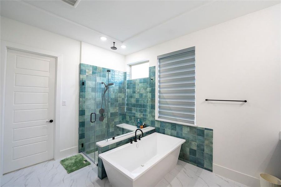 Furnished interior view inside a new home in , Frisco (Image 13).