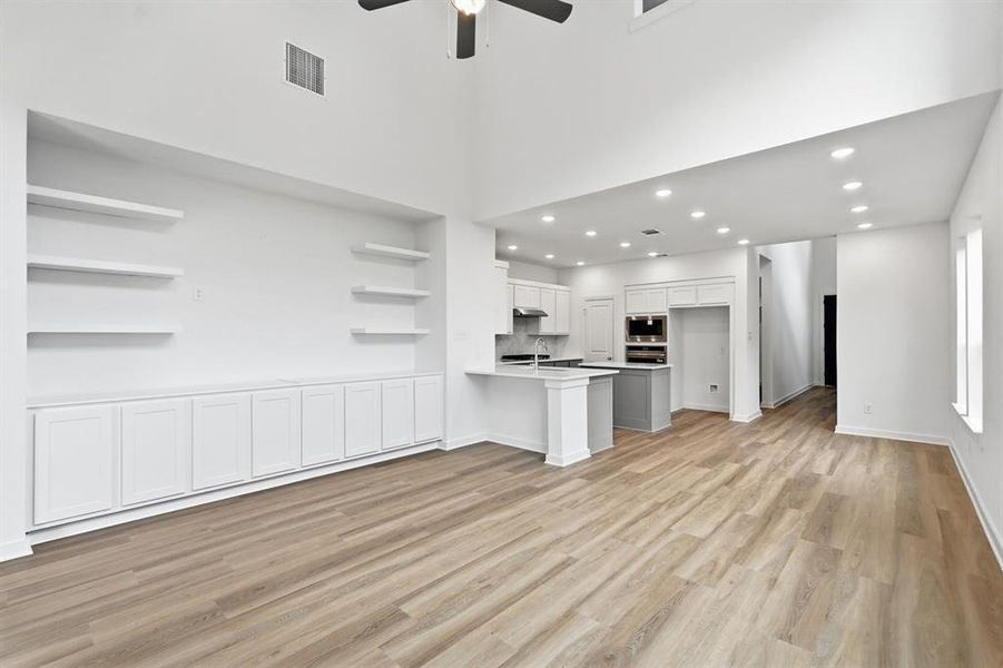 Spacious, unfurnished interior of a new home in Heartland, Crandall (Image 13).