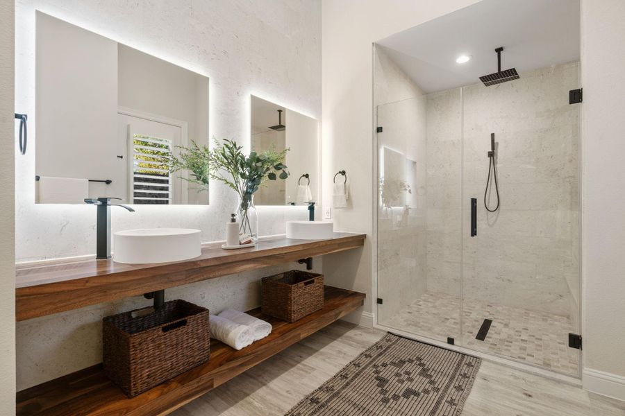 Furnished interior view inside a new home in , Tomball (Image 33).