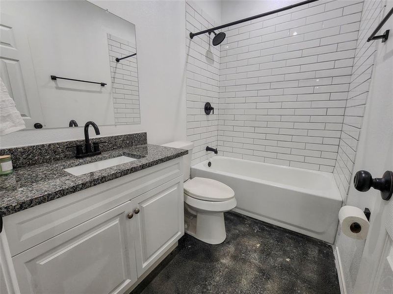 Furnished interior view inside a new home in , Kennedale (Image 9).