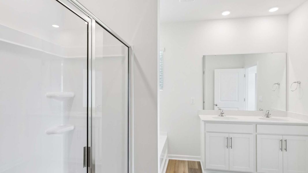 Image 39 representing the Cali by D.R. Horton in Granite Falls, Lancaster, SC.