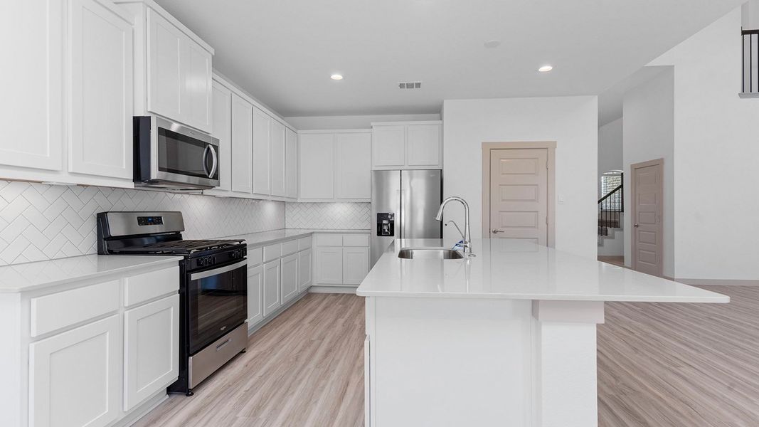 Representative furnished interior of a home built from the Denison by D.R. Horton in Westland Ranch 60' Homesites, League City (Image 6). Representative furnished interior of a home built from the Denison by D.R. Horton in Westland Ranch 60' Homesites, League City (Image 6).