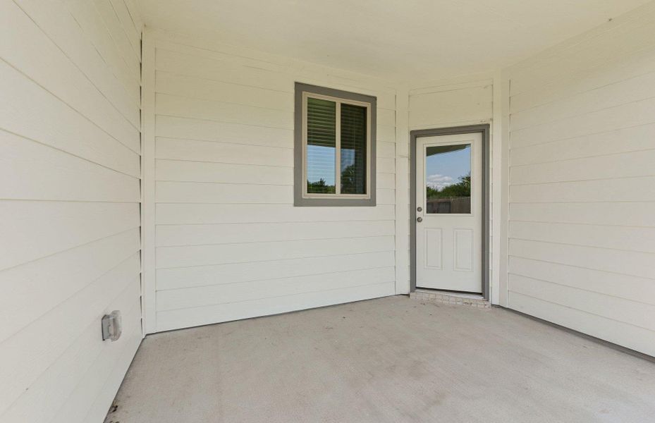 Image 32 of a home in County View. Image 32 of a home in County View.