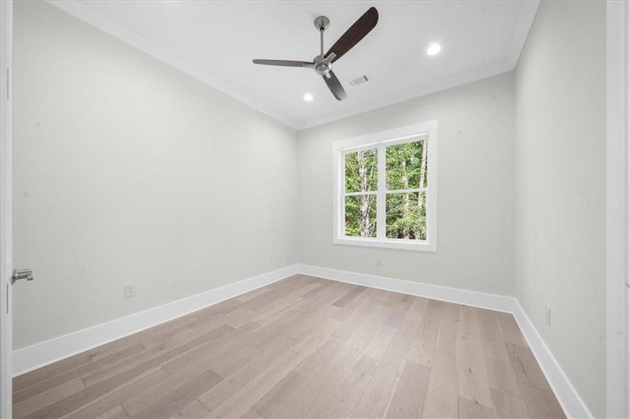 Spacious, unfurnished interior of a new home in , Gainesville (Image 51).