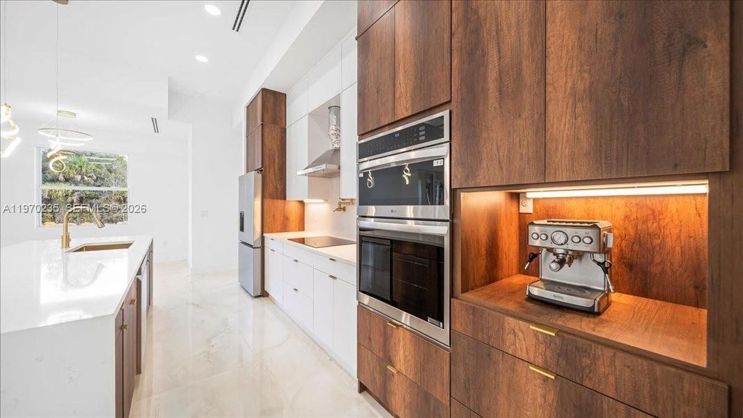 Furnished interior view inside a new home in , Lehigh Acres (Image 5).