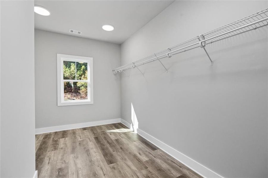 Spacious, unfurnished interior of a new home in , Atlanta (Image 60).