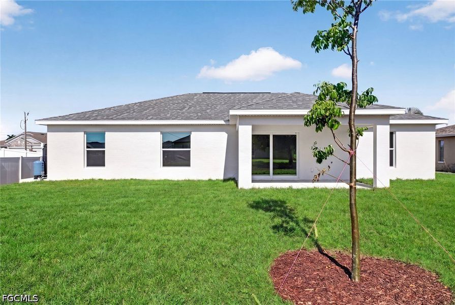 Exterior details and patio area of a home in Cape Coral, Cape Coral (Image 15).