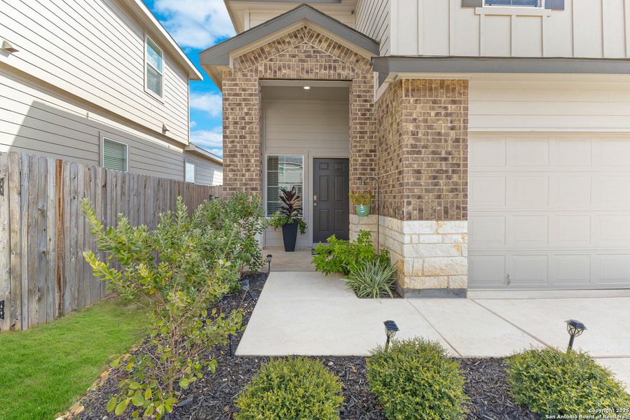 Image 17 of a home in Applewood. Image 17 of a home in Applewood.