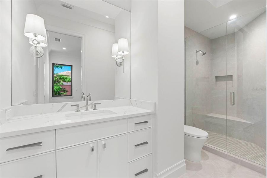 Furnished interior view inside a new home in , Sarasota (Image 47).