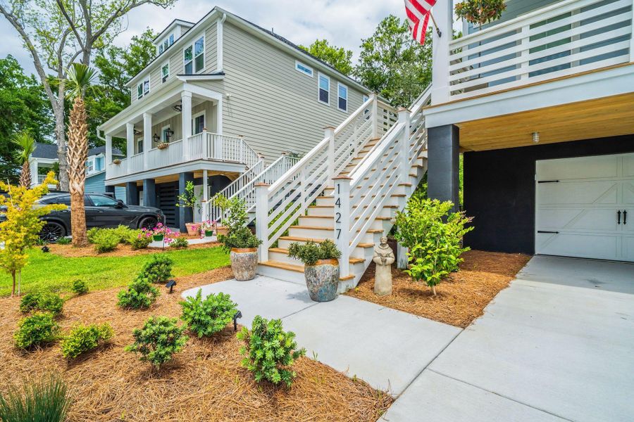 Exterior details and patio area of a home in , Mount Pleasant (Image 40).