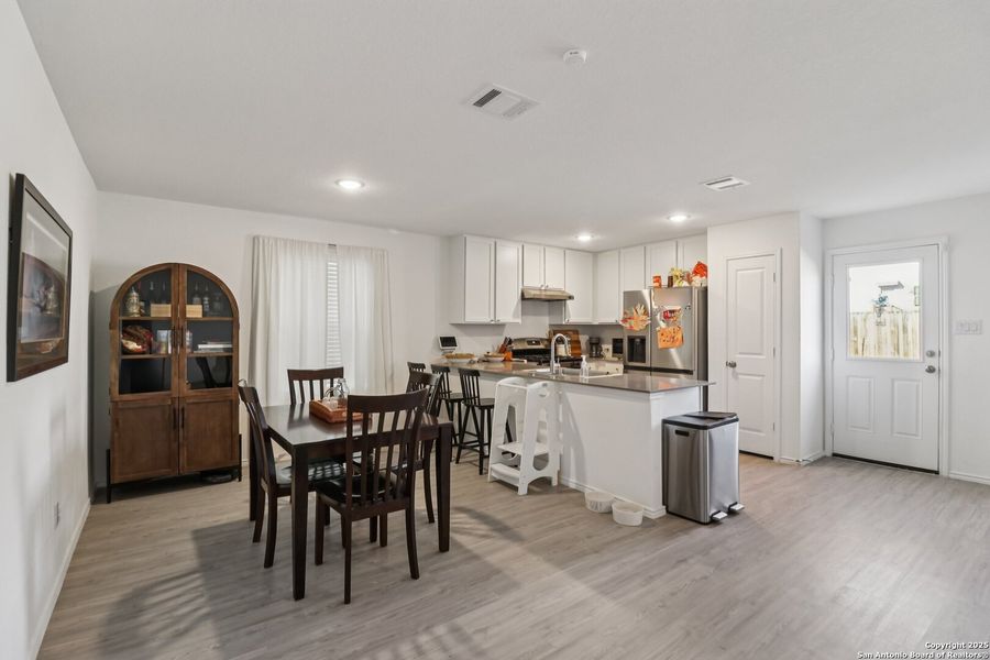 Furnished interior view inside a new home in Silos: Cottage Collection, San Antonio (Image 11).