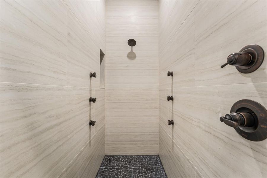 Bathroom EnSuite-Bedroom 2