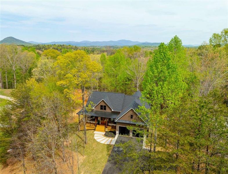 Image 36 of a home in .