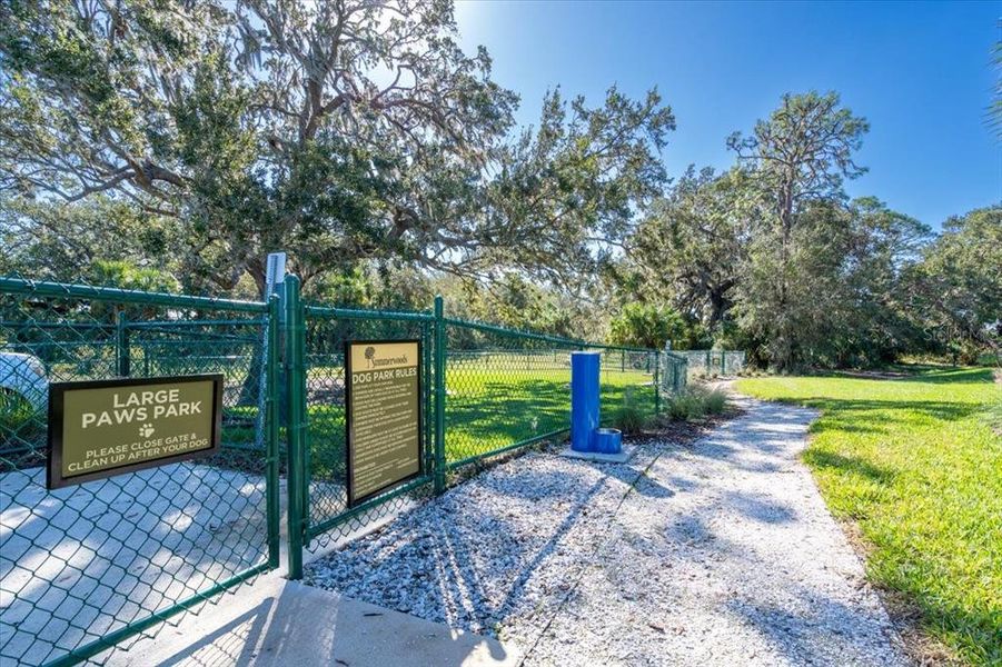 Community amenities in , Parrish (Image 42).