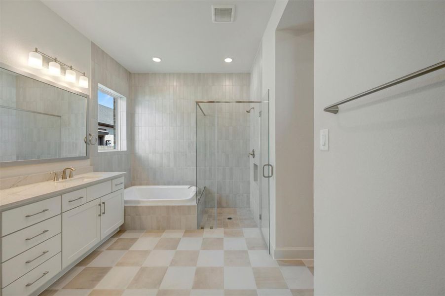 Furnished interior view inside a new home in ARTAVIA - Parkview Collection, Conroe (Image 17).