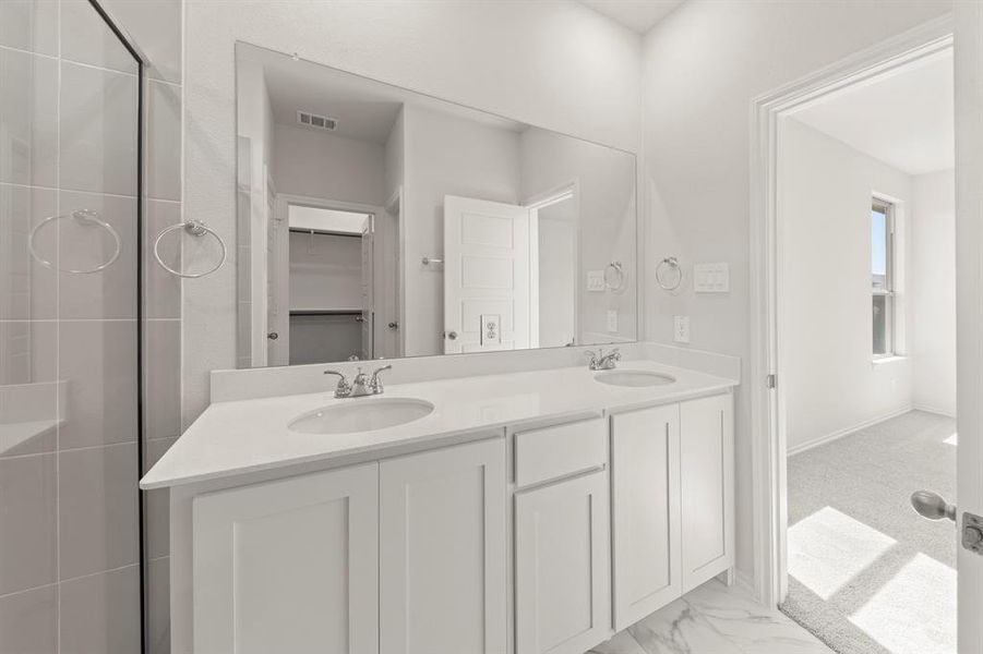 23. 3311 Dahlia - Bath (4)