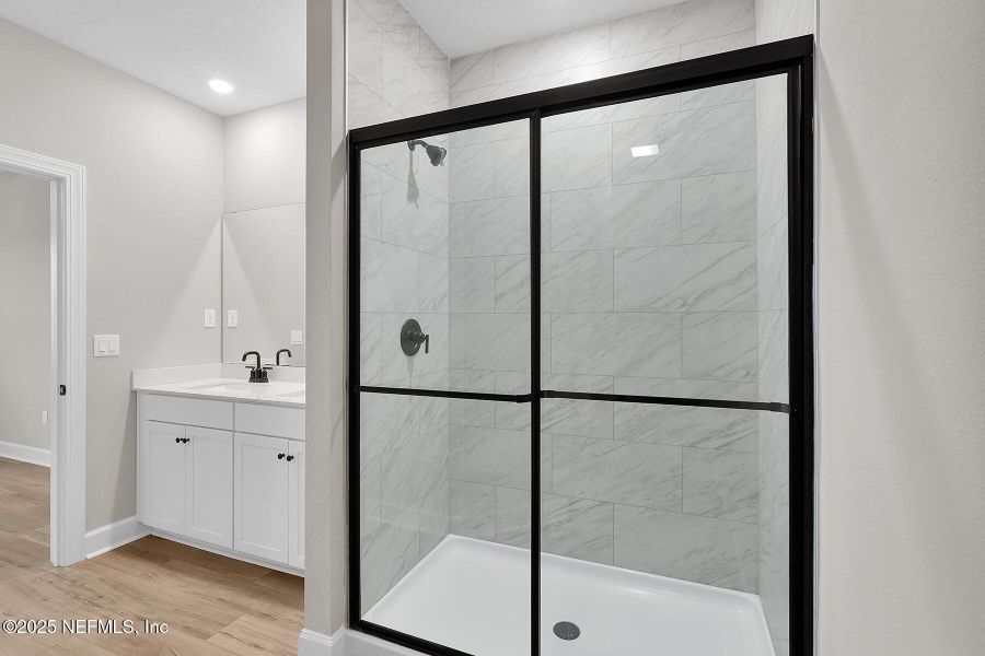 Furnished interior view inside a new home in Jennings Farm, Middleburg (Image 12).