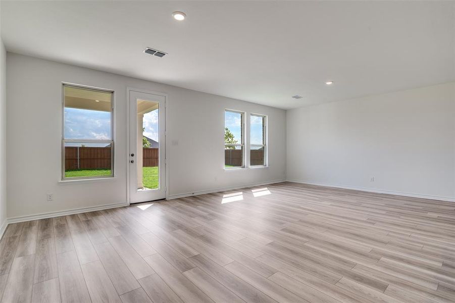 Spacious, unfurnished interior of a new home in Heartland Signature, Crandall (Image 13). Spacious, unfurnished interior of a new home in Heartland Signature, Crandall (Image 13).