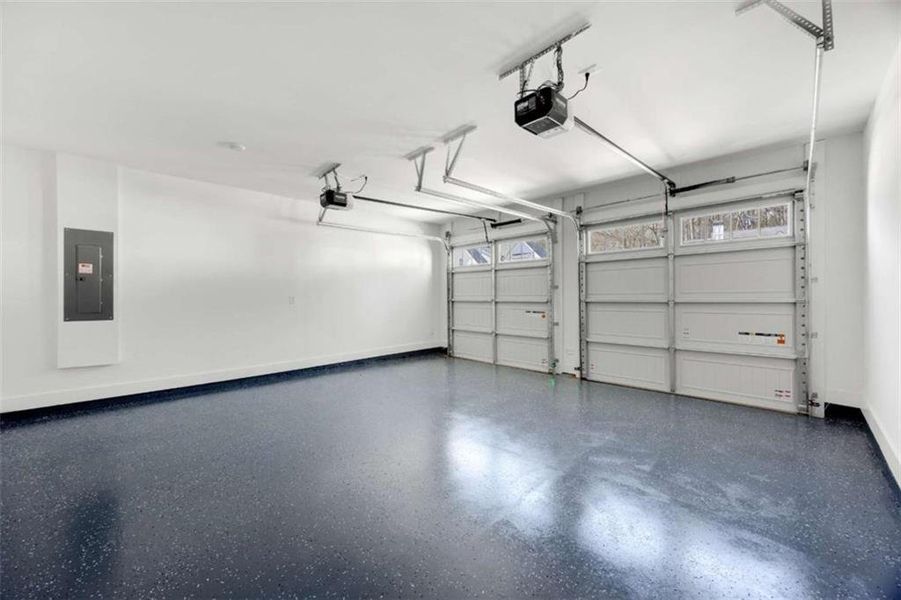 Spacious, unfurnished interior of a new home in , Monroe (Image 48).