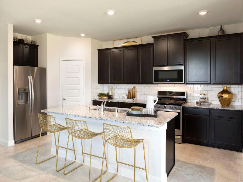 Photo is not of the actual home, but is an inspirational photo of builder’s model home and may depict options, furnishings, and/or decorator features that are not included Photo is not of the actual home, but is an inspirational photo of builder’s model home and may depict options, furnishings, and/or decorator features that are not included