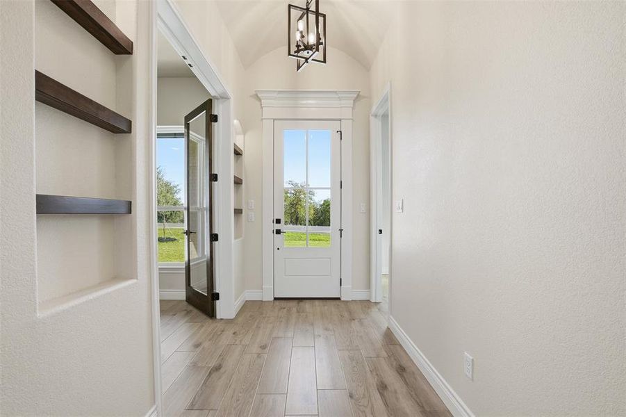 Spacious, unfurnished interior of a new home in , Granbury (Image 23).