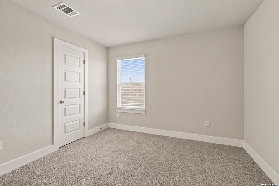 Spacious, unfurnished interior of a new home in Copper Canyon, Bulverde (Image 21).